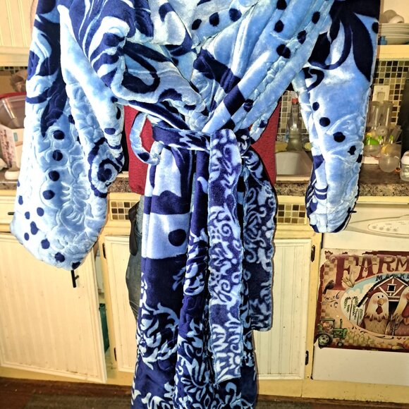 Authentic Daddy Robe - Picture 4 of 5